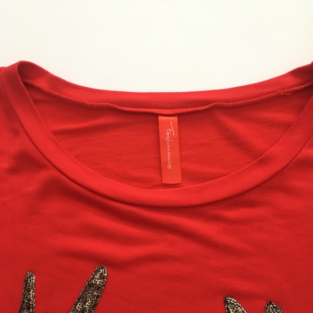 Adorable Reindeer Top - Picture 3 of 5